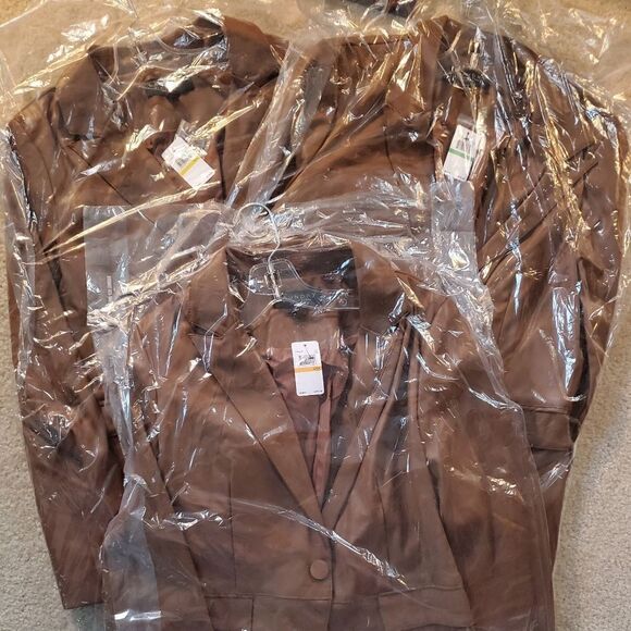 LAUNDRY by SHELLI SEGAL Single Button Blazer - Picture 11 of 11